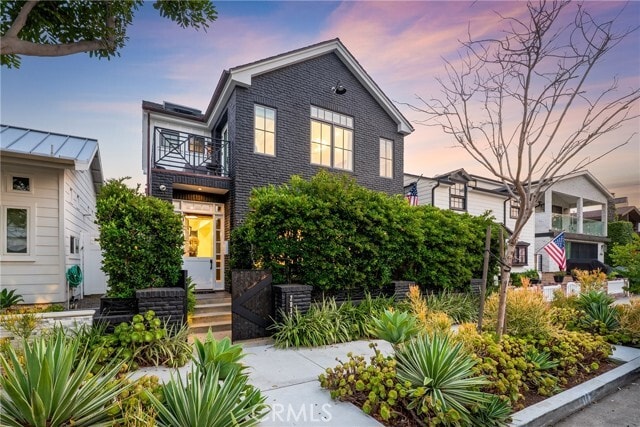Photo - 2037 E Ocean Blvd