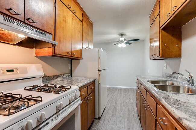Photo - 2421 Pillsbury Ave S