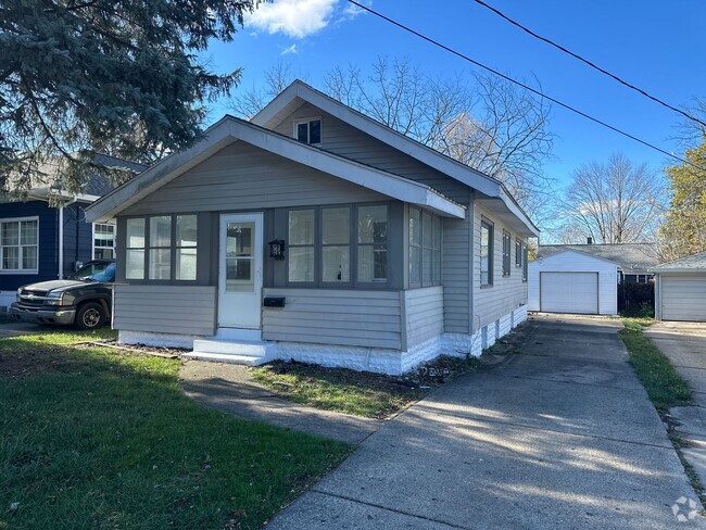 Building Photo - 1649 Havana Ave SW Rental