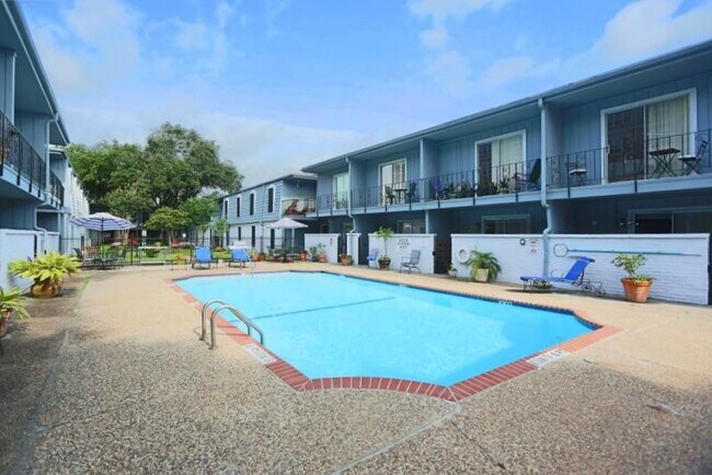 1901 S Voss Rd Unit 18