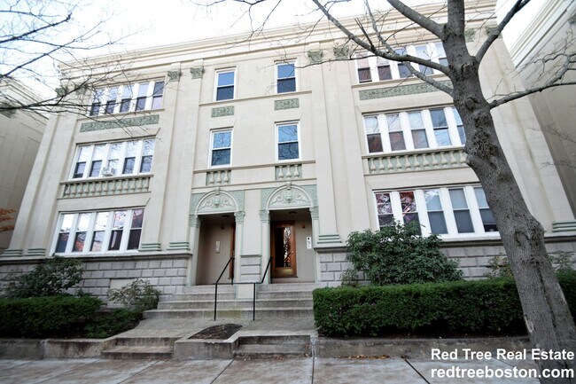 62 Egmont St Unit 5