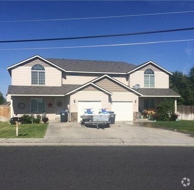 Building Photo - 440B Laguna Dr Rental