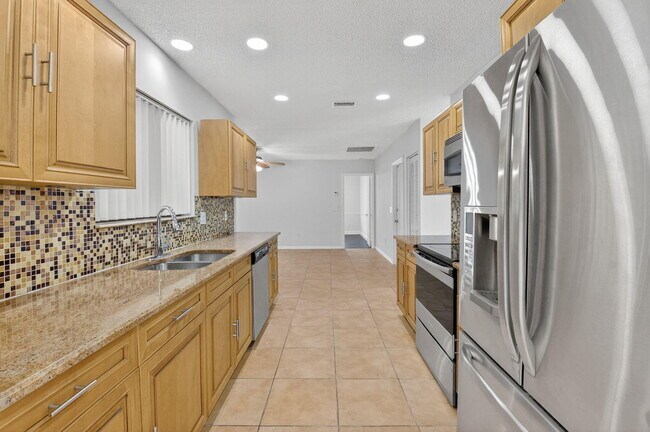 Photo - 4135 Bay Laurel Way