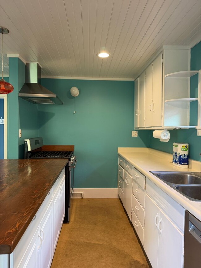 Photo - 721 37th Ave Unit 721 37Th Ave #B