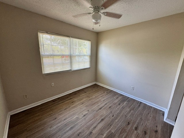 1st Bedroom - Palm Court Apartments