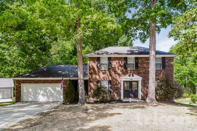 Building Photo - 509 Glen Ellyn Ct