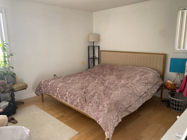 Photo - 100 E Meadow Rd Unit 4