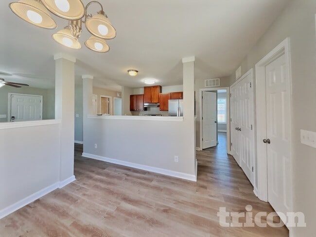 Photo - 2410 King Malcolm Ln
