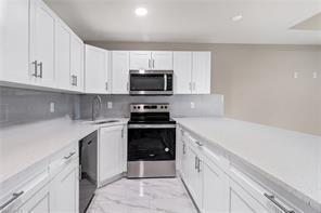 Photo - 2211 Kenneth Ave S