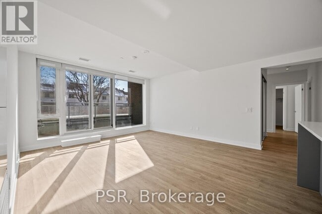 Photo - 299 Campbell Ave Unité 221