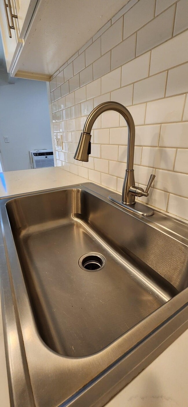 Western Gardens Apartments Anaheim, CA