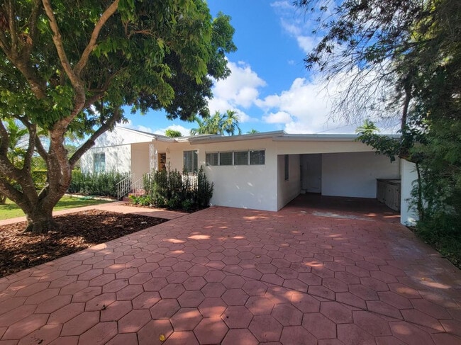 Photo - 2980 SW 68th Ave