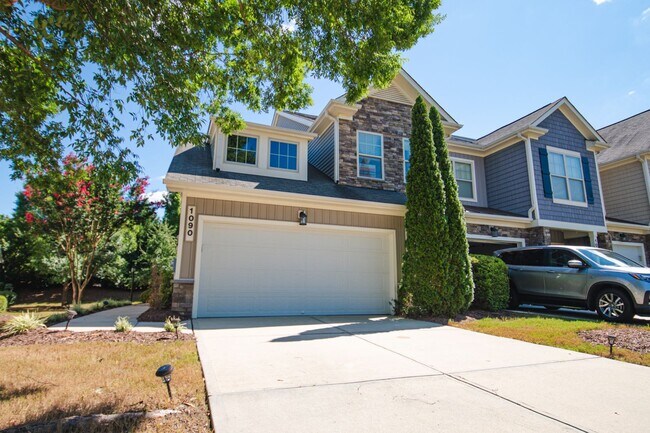 3 BEDROOM TOWNHOME IN THE MEWS AT GREYSTONE - 3 BEDROOM TOWNHOME IN THE MEWS AT GREYSTONE