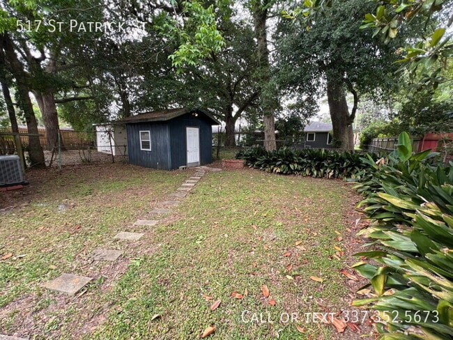 Photo - 517 St Patrick St