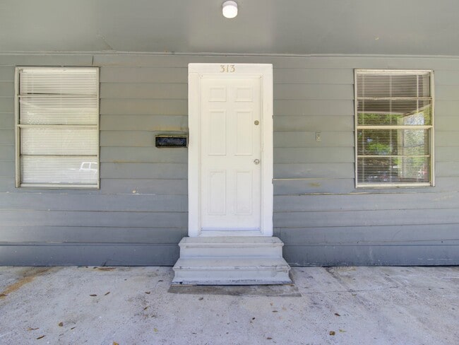 Photo - 313 N Beauregard St