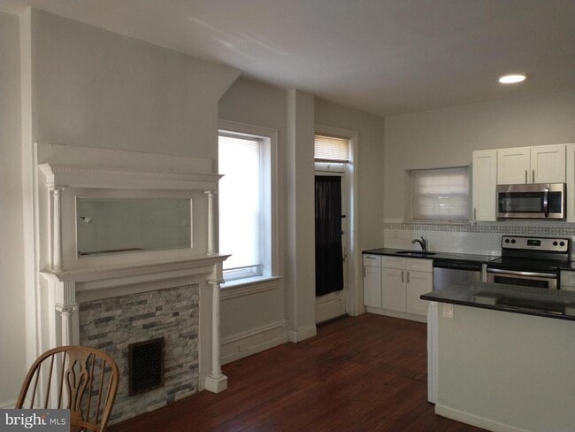 Photo - 6845 Germantown Ave