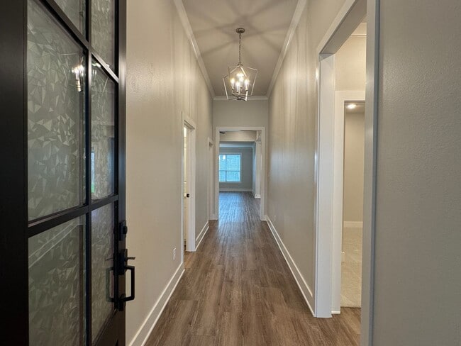 Photo - 7069 Hillside Ave