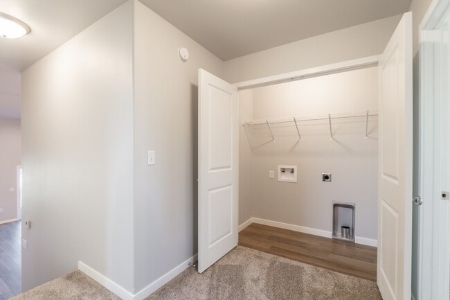 Photo - 3633 33rd St S