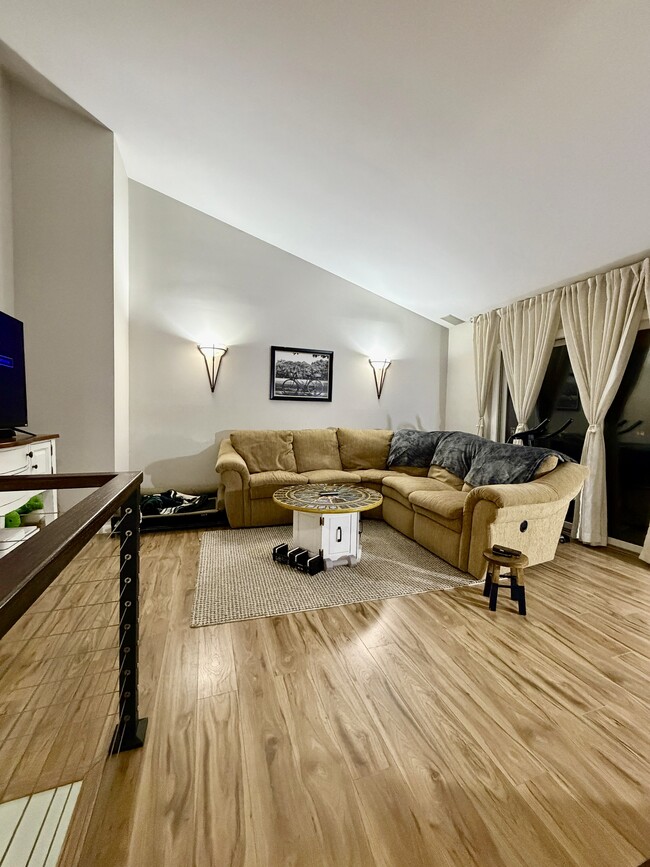 Photo - 26179 Westview