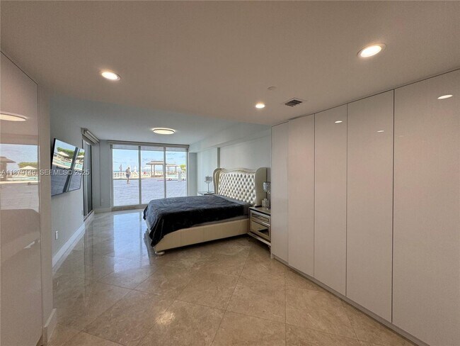 Photo - 1800 S Ocean Dr