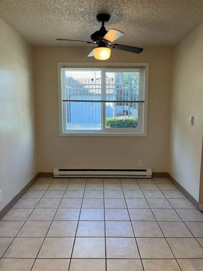 Photo - 2 Bed • 1 Bath Downstairs Unit Unit 3432-69