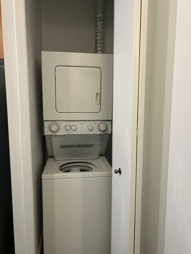 Photo - 2065 W 12th Ave