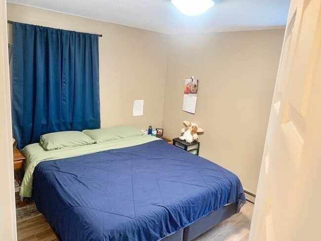 77 Moseley Ave Unit B