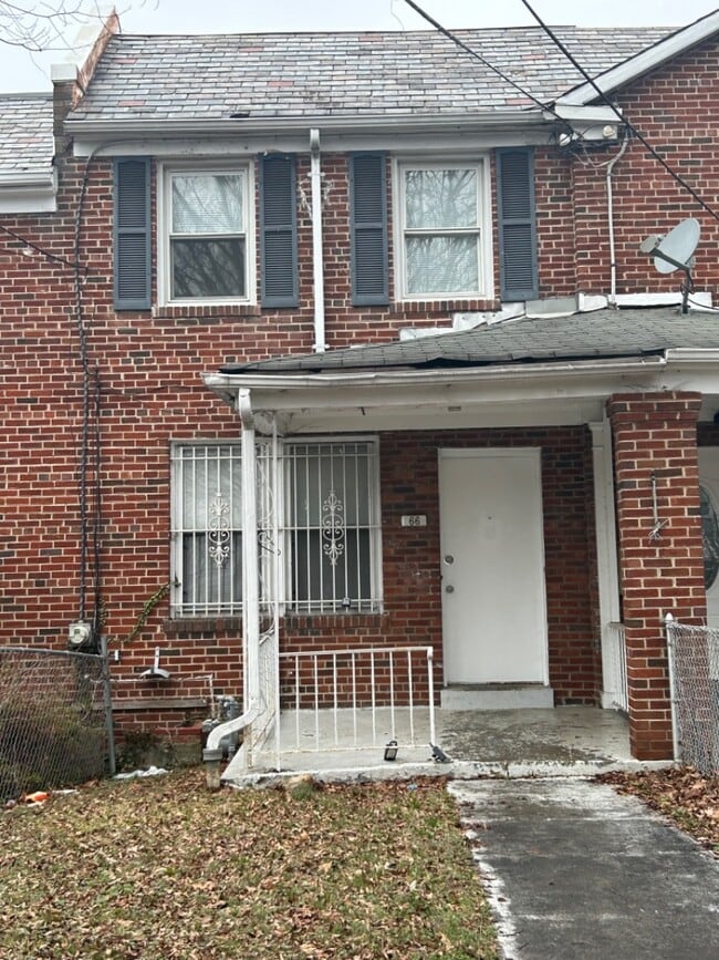 Building Photo - 66 Allison St NE