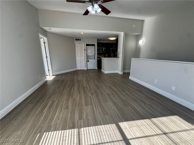 Building Photo - 153 Santa Clara Dr Unit 15