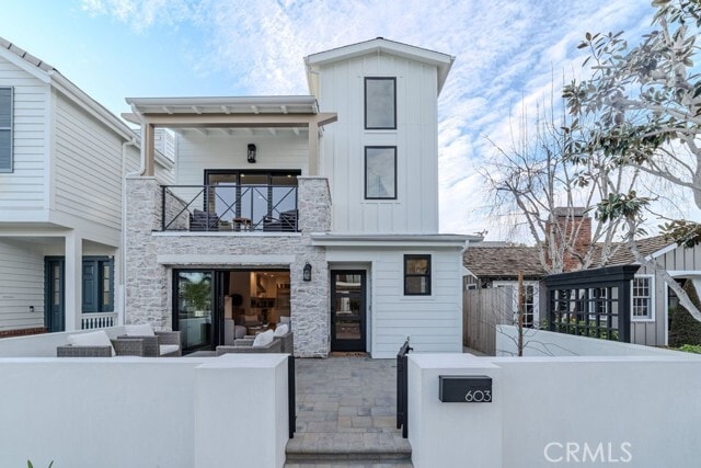 Photo - 603 Acacia Ave