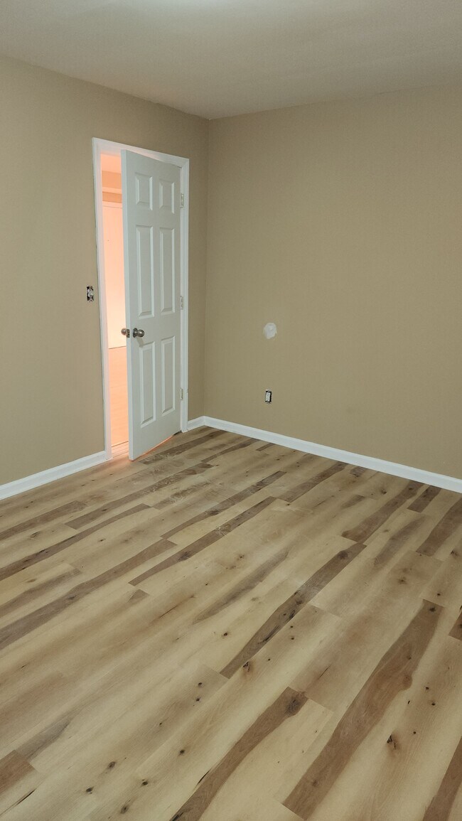 252 College Dr Unit College Drive