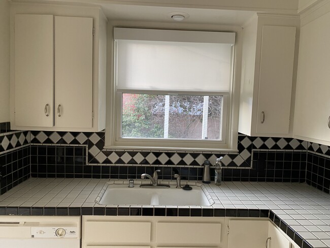 Photo - 5828 E Parkcrest St