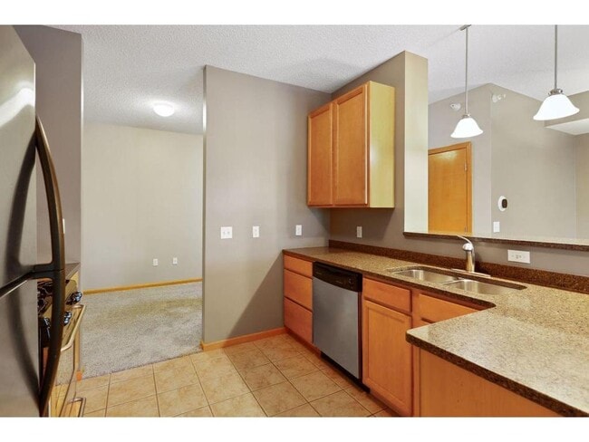 Photo - 2565 Franklin Ave Unidad 213