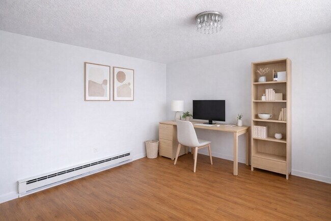 Photo - 94 Beacon St Unit 36