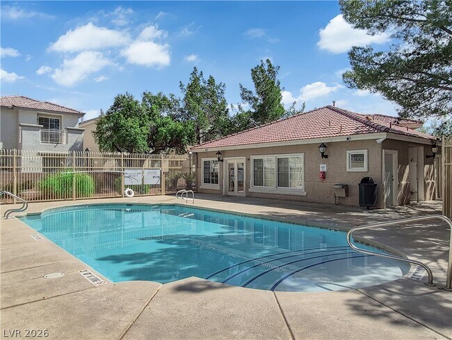 Photo - 2918 Pelican Breeze Ct