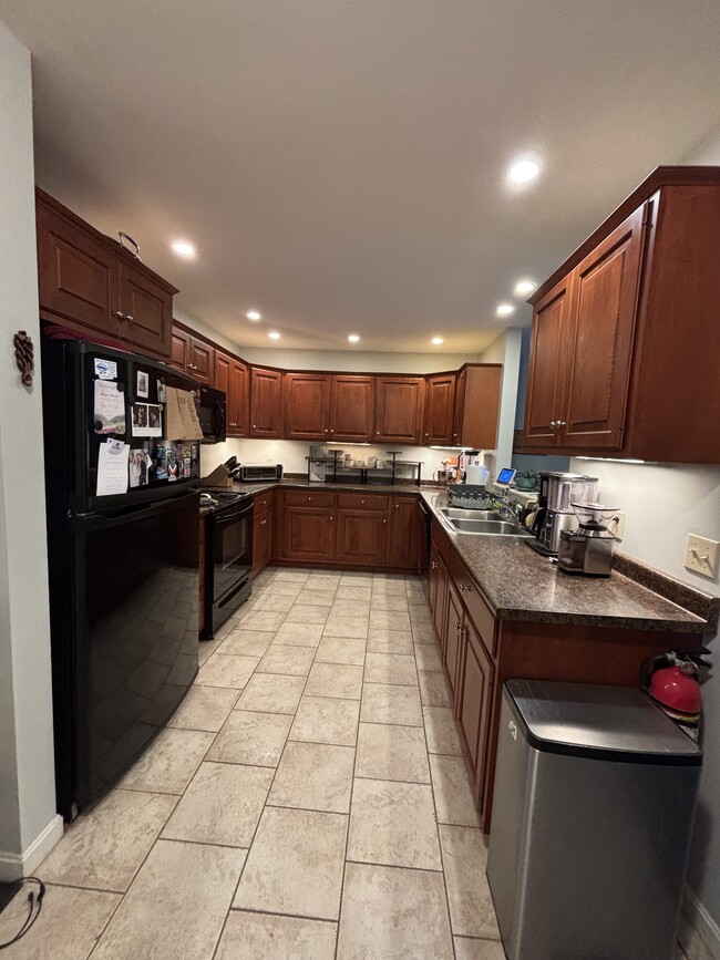 Building Photo - 92 Notch Glen Dr Unit 102
