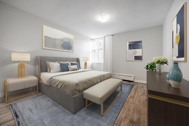 Photo - 780 Wonderland Road South