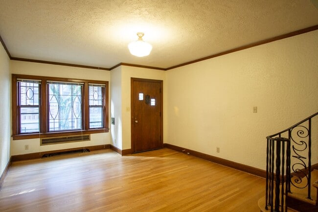 Photo - 1930's Townhouse in Idyllic Setting- Vinta... Unit 204