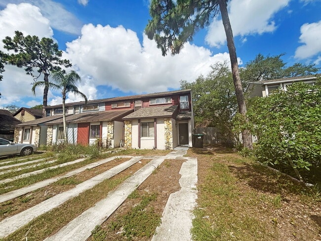 Building Photo - 12216 Fox Hound Ln