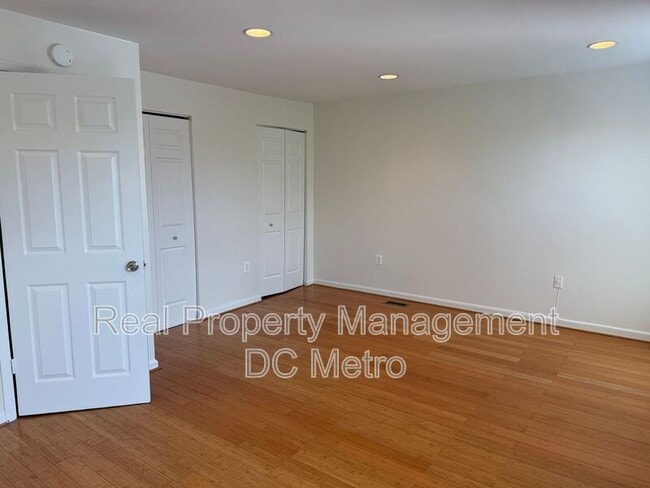 Photo - 1125 Harvard St NW