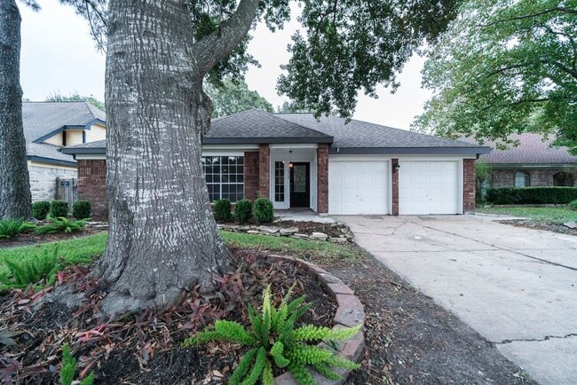 Photo - 2314 Pebbledowne Cir
