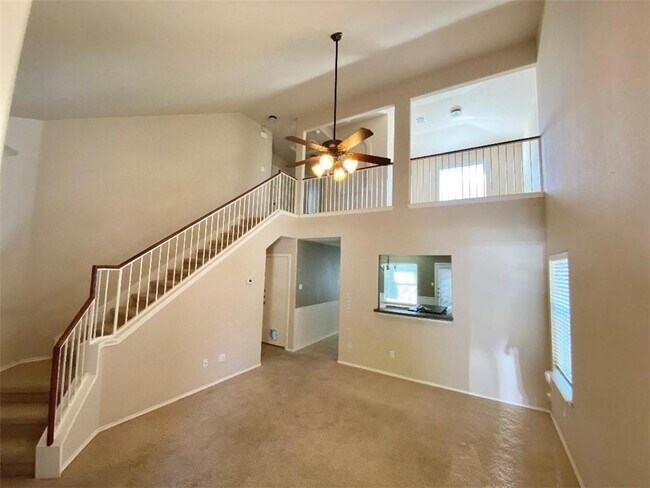 Photo - 606 Alamo Plaza Dr