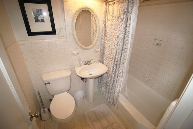 Photo - 1205 Saint Charles Ave Unidad 612