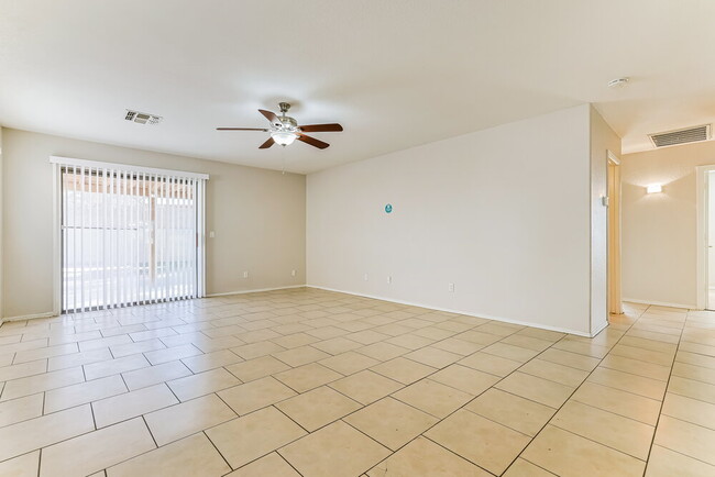 Photo - 2513 N 114th Ave