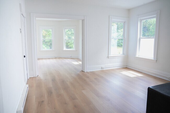 109 Merrifield St Unit 2