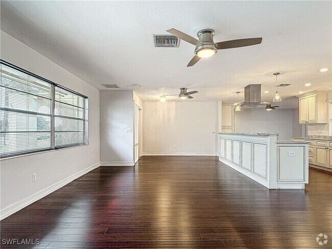 Building Photo - 4348 Beechwood Lake Dr Rental