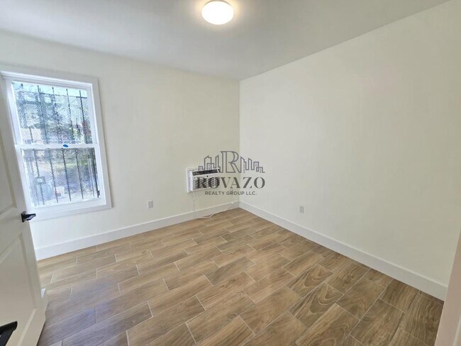 Photo - 634 15th Ave Unit 2