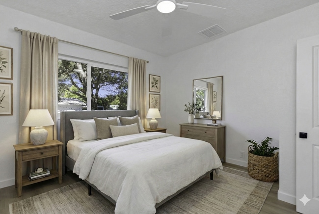 Photo - 2710 Boca Ciega Dr N