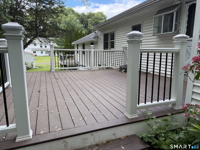 Photo - 381 Nichols Ave