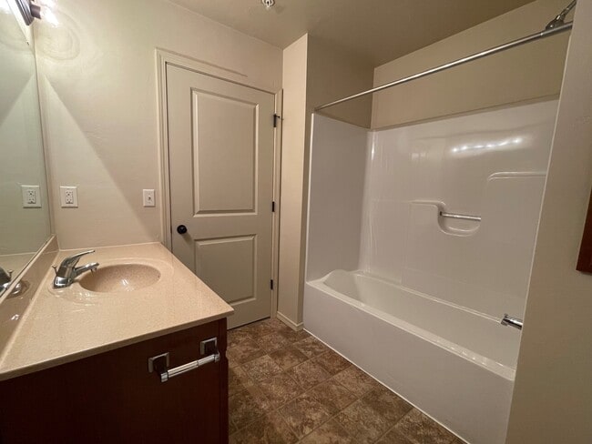 Photo - Wyndham Lake Villas